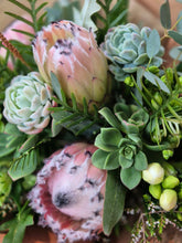 Textured Bouquet - Best Seller